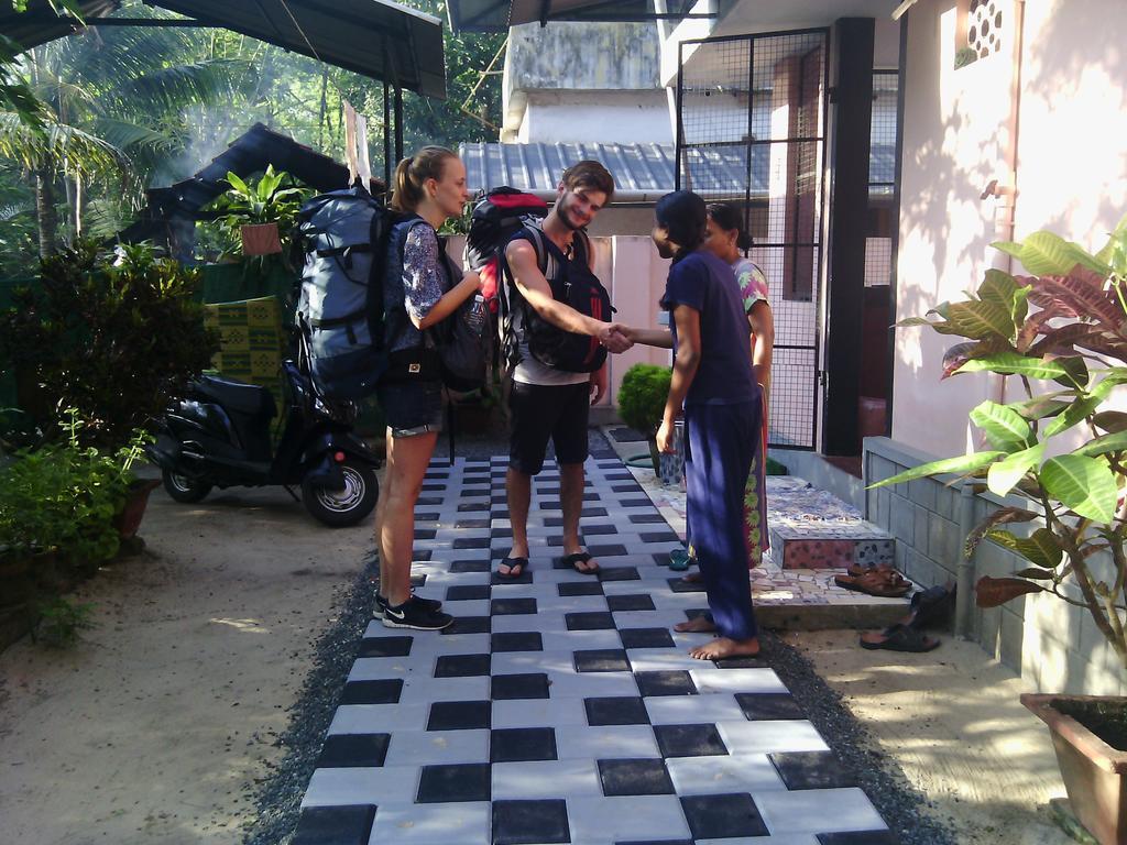 Marari Peace Homestay Mararikulam Ngoại thất bức ảnh