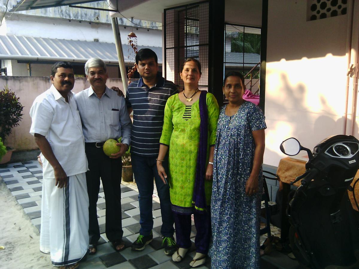 Marari Peace Homestay Mararikulam Ngoại thất bức ảnh